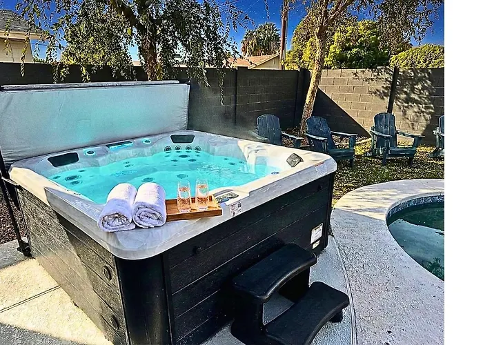 Diamond Oasis - Old Town, Asu - Heated Pool, Dom wakacyjny *