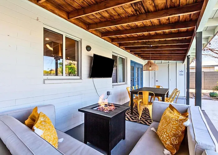 Dom wakacyjny Diamond Oasis - Old Town, Asu - Heated Pool,